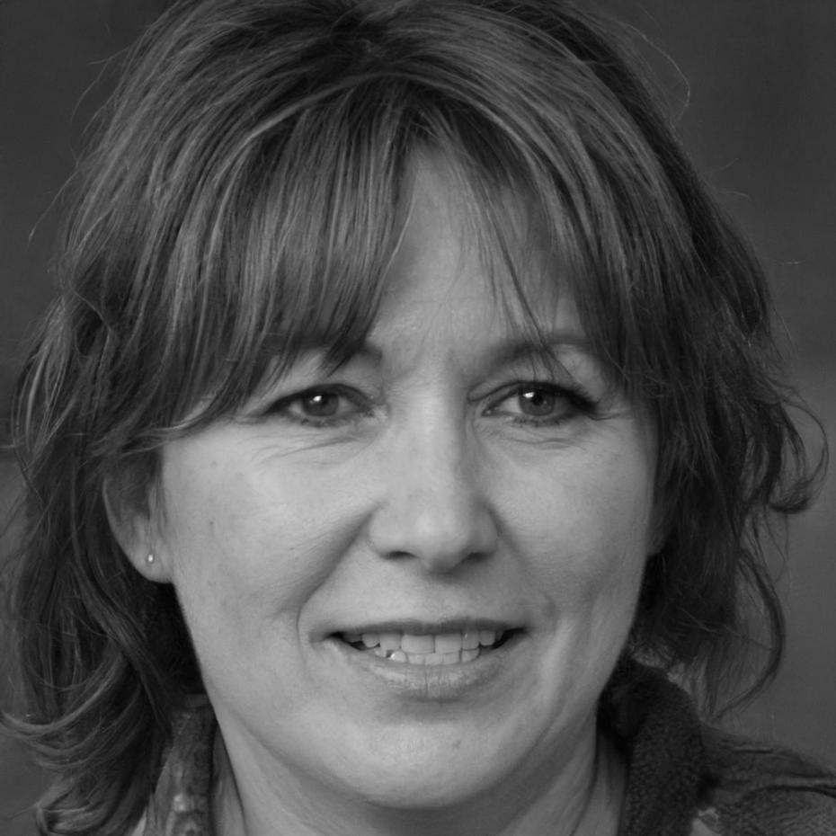 Sarah Weber, Senior Risk Analyst